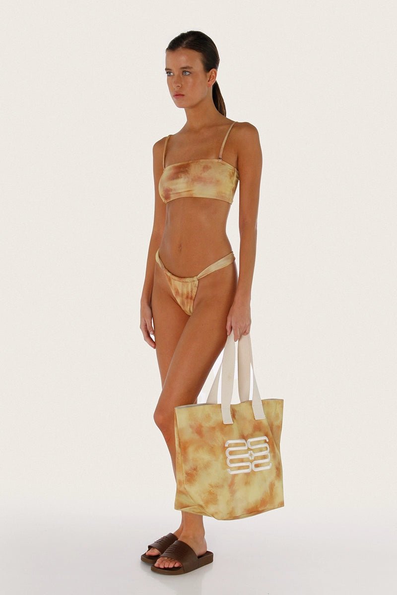 Bikini Caru