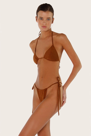 Bikini Hadi Sofia Sarkany