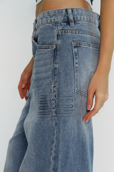 Jean Strap - Sofia Sarkany