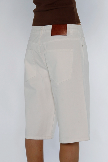 Bermuda Benu - Sofia Sarkany