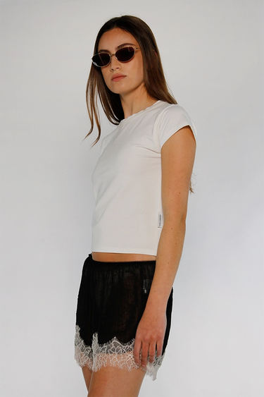 Remera Enuu - Sofia Sarkany