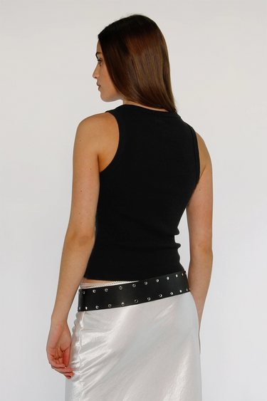 Musculosa Char - Sofia Sarkany