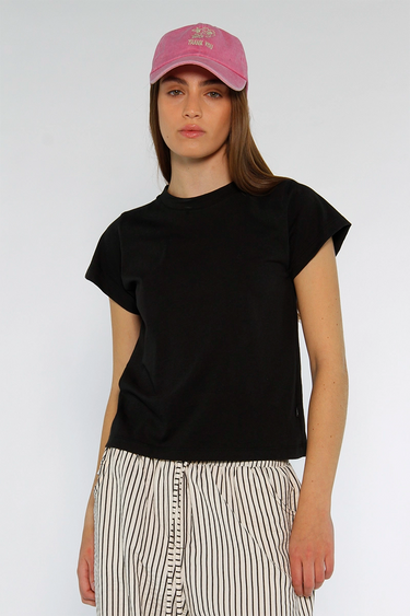 Remera Kiys - Sofia Sarkany